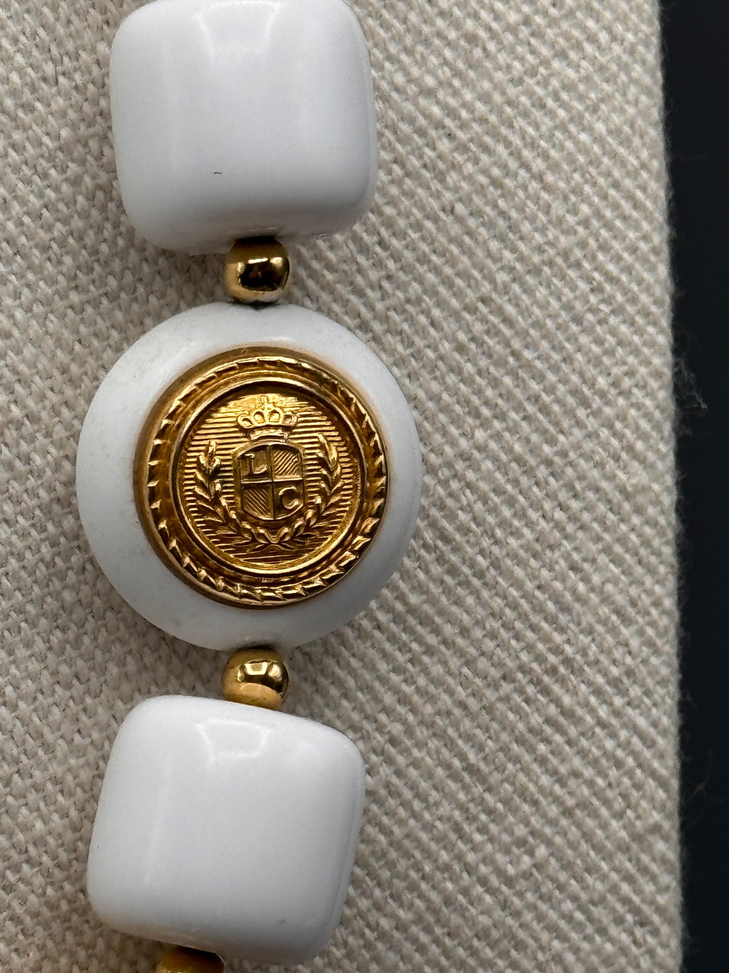 Vintage White Acrylic Beaded Necklace Goldtone Accents 26.5” 80s