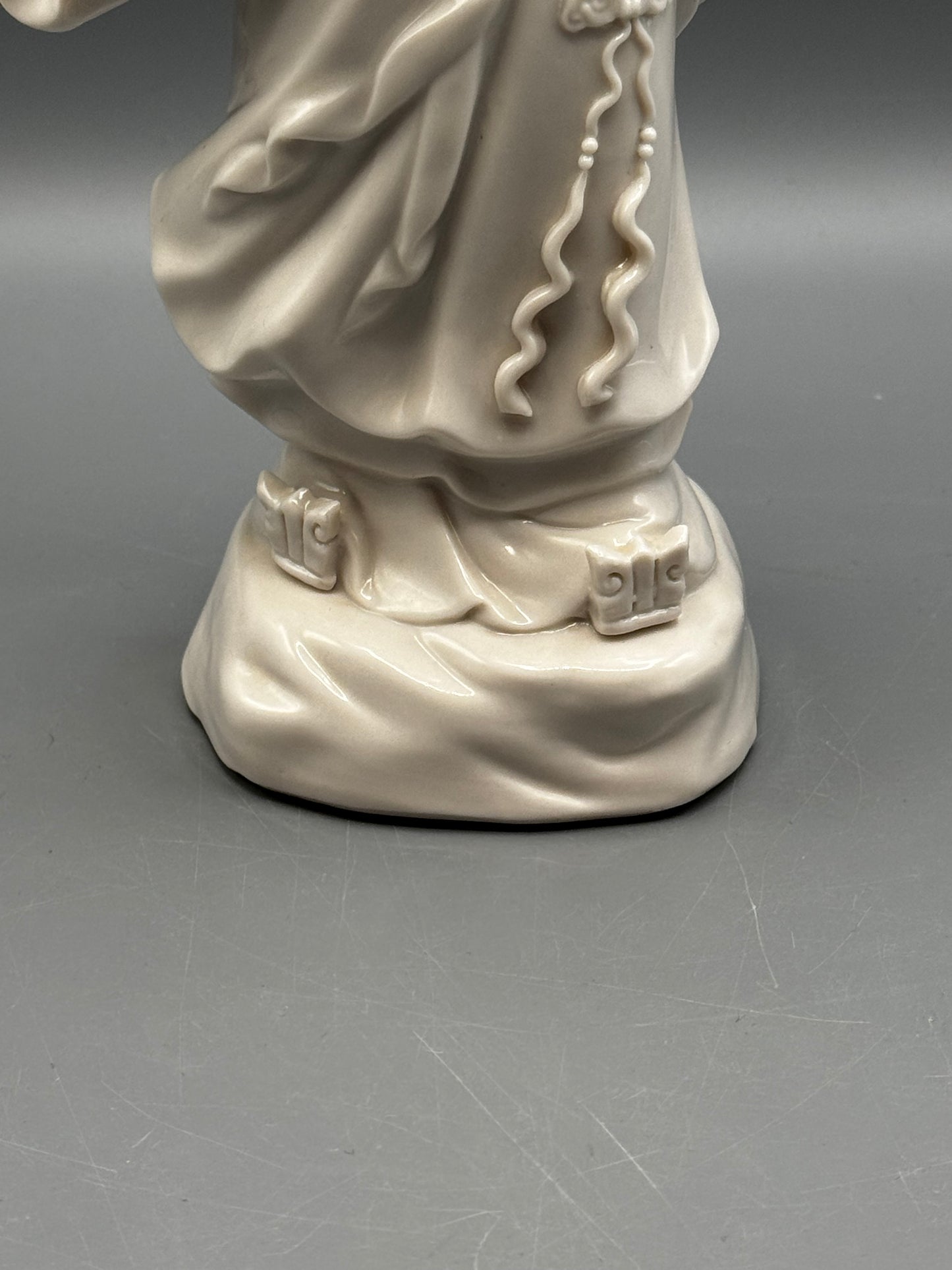 Vintage Blanc de Chine Scholar Figurine Standing Chinese Gentleman 11”