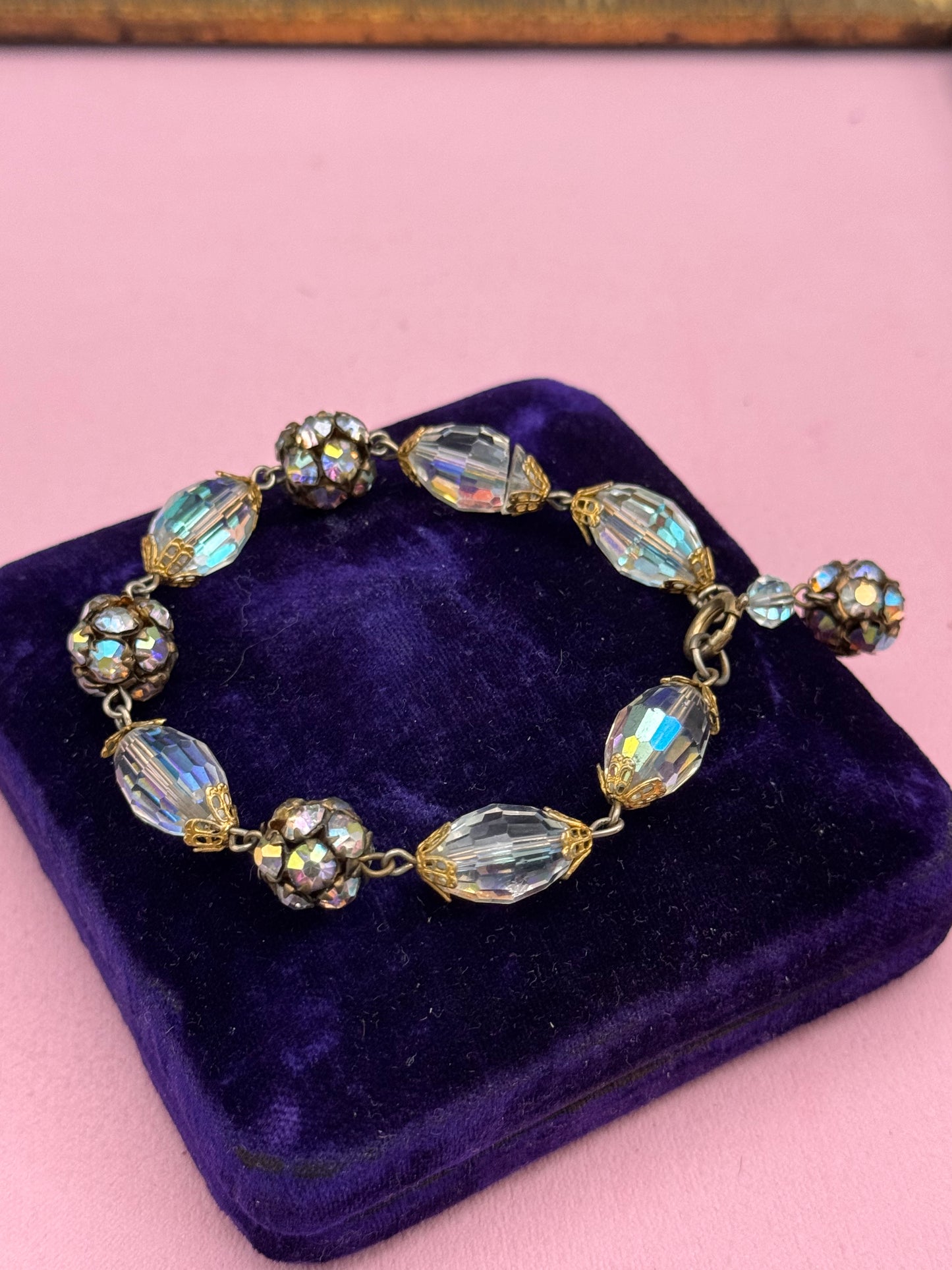 Vintage Crystal Rhinestone Bracelet Aurora Borealis Beads 6.25”