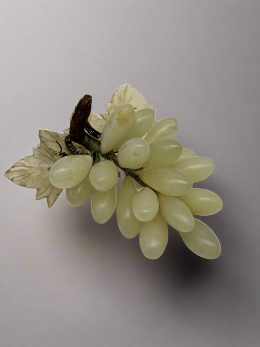 Vintage Grape Alabaster Jade Stone Cluster Light Grapes 4 Leaves