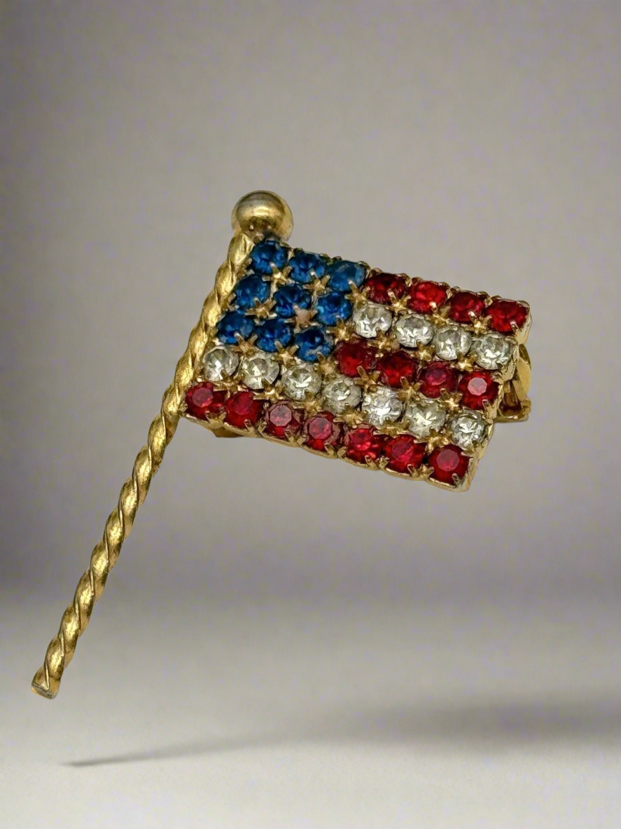 VINTAGE RHINESTONE PIN BROOCH- AMERICAN FLAG