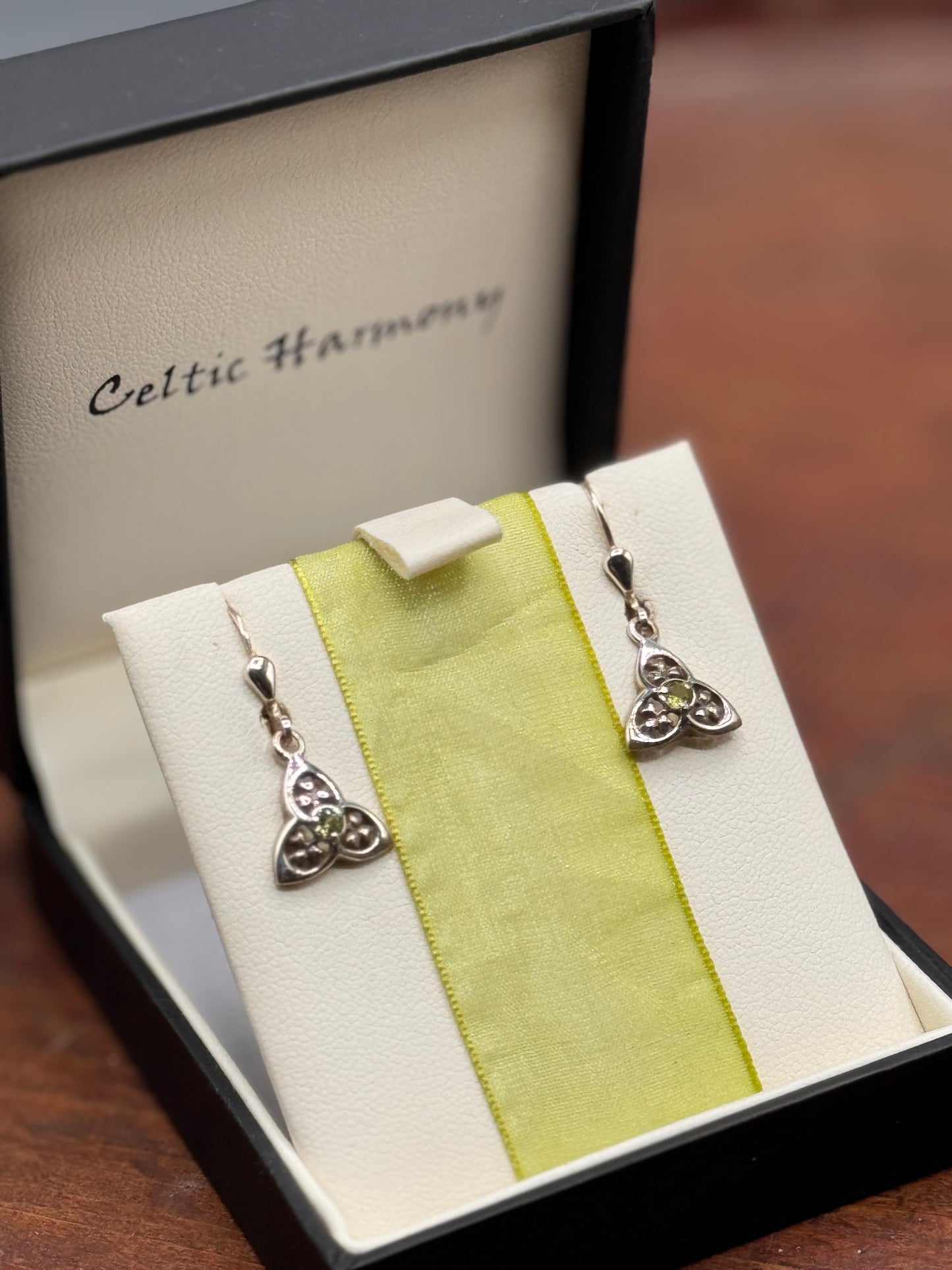 Vintage Irish Sterling Silver Trinity Knot Peridot Earrings Celtic Harmony