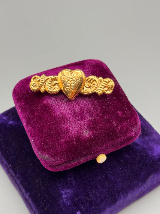 Vintage Goldtone Heart Photo Locket Brooch