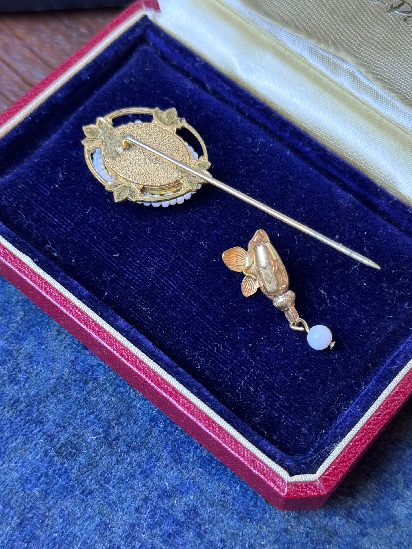 Vintage Miriam UNSIGNED Haskell Style Stick Pin Hand Painted Glass Cameo Beaded 3”