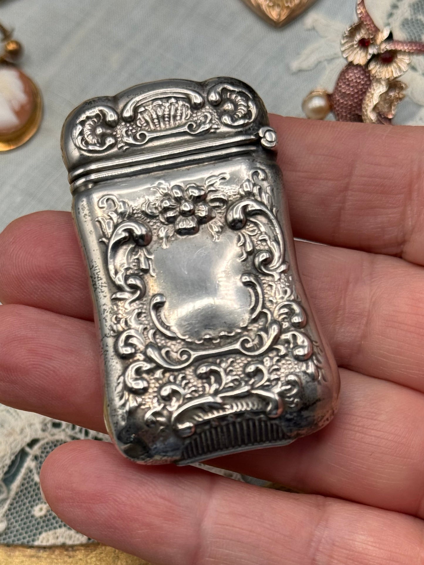 Antique Sterling Repousse Vesta Case Match Safe Floral Scrollwork 2.25”
