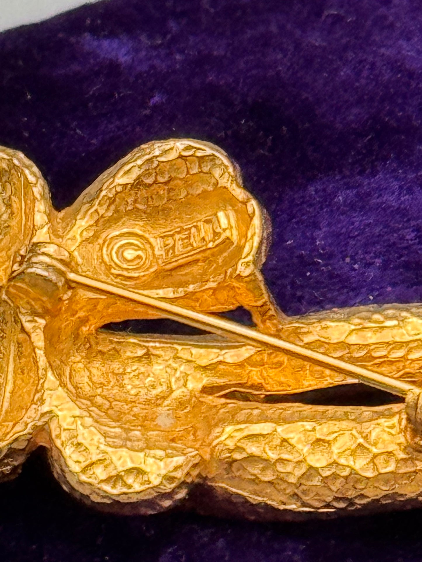 Vintage Pell Brooch Goldtone Bow Ribbon Green Rhinestone Amber Crystal 2.5”