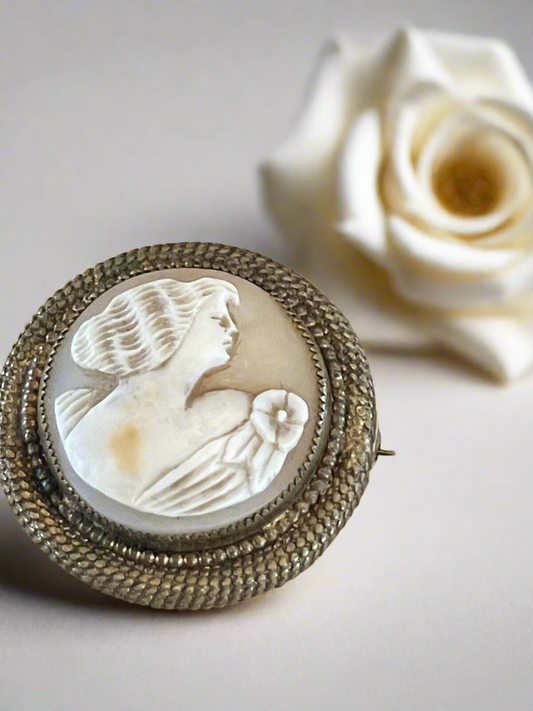 Carved Shell CAMEO Brooch Round Edwardian Antique Corded Design Casing RARE