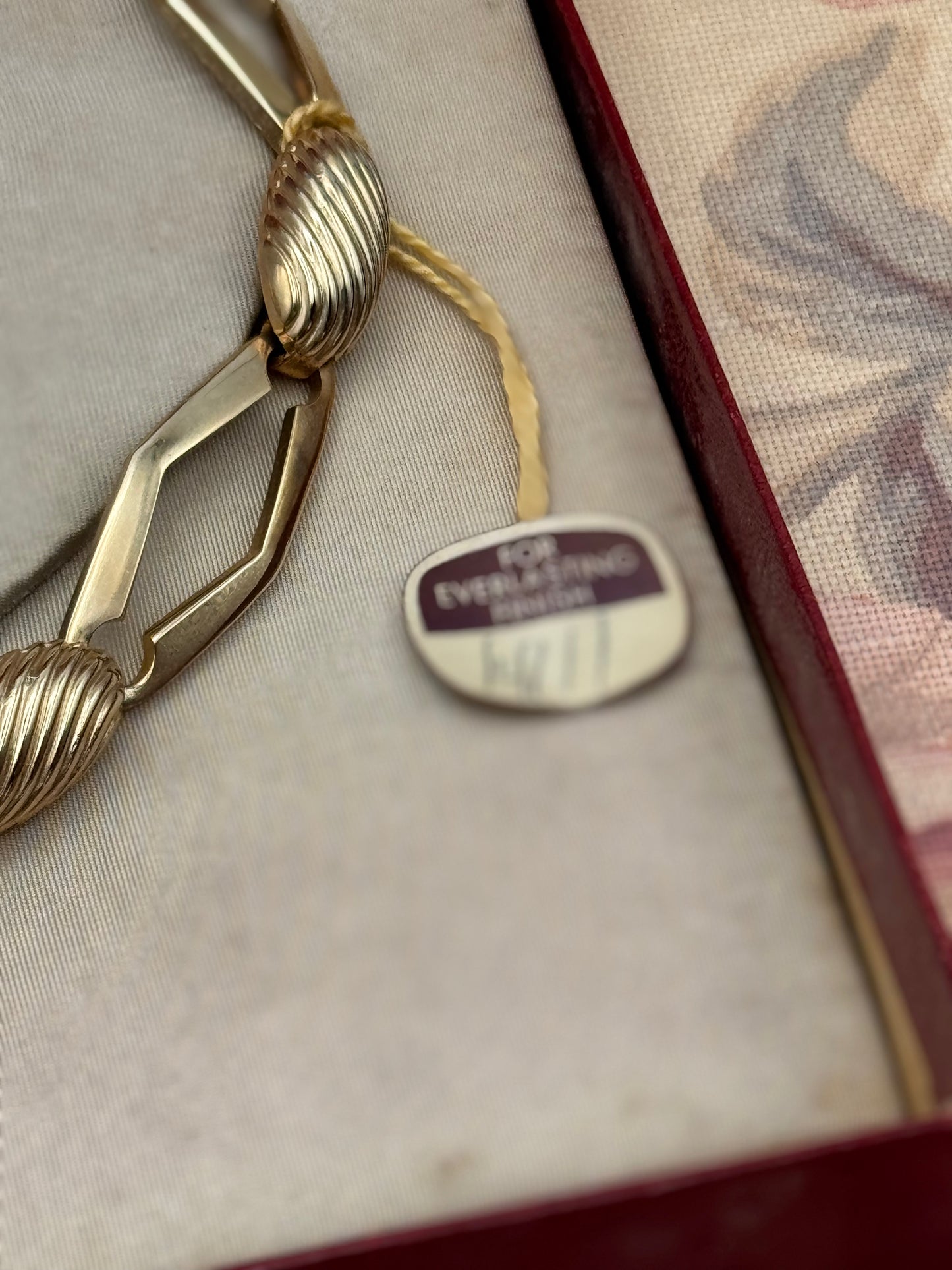 Vintage Tara Necklace & Clip-On Earrings Set in Original Case w/ Guarantee
