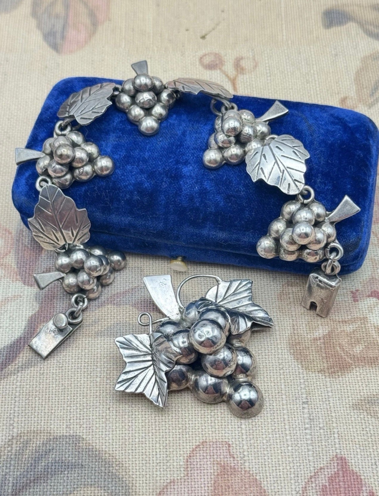 Vintage Mexico 925 Grape Sterling Bracelet Brooch Pendant Chain Set