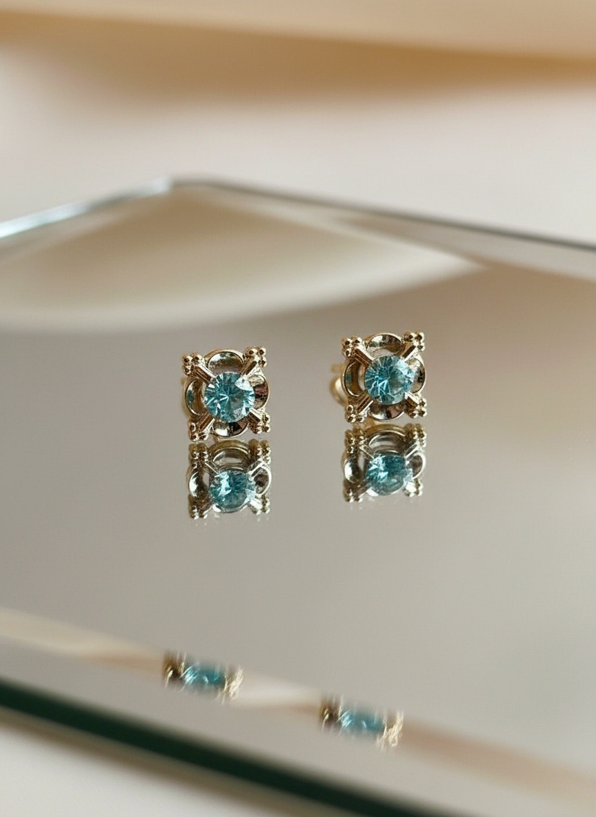 Vintage Earrings Sterling Silver Screw Back Blue Rhinestone ESTATE FIND