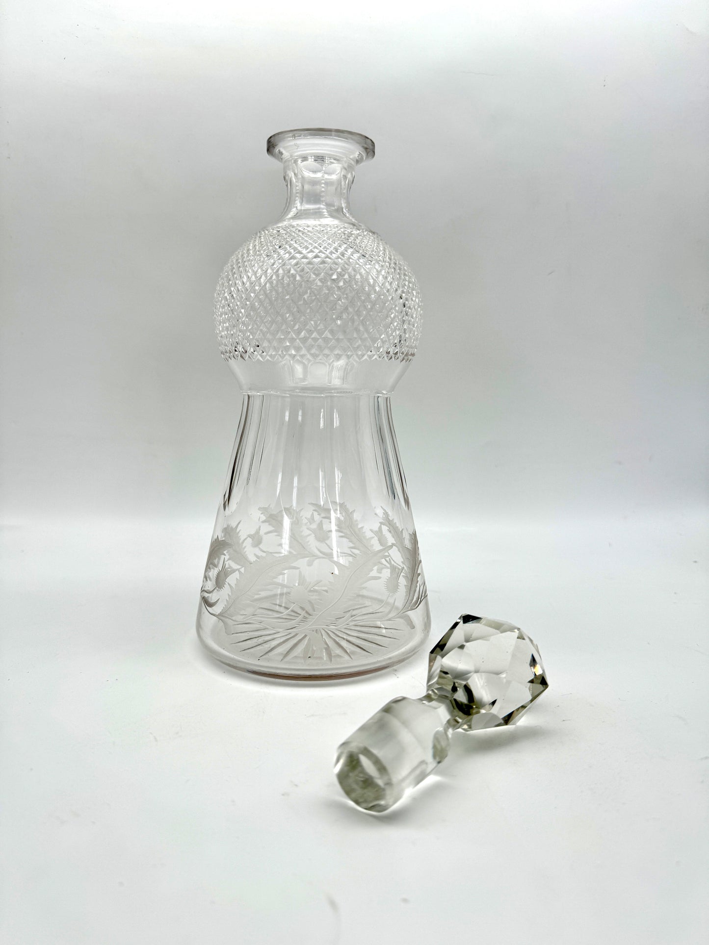 Vintage SCOTTISH THISTLE Decanter With Stopper Chrystal 11.5”h