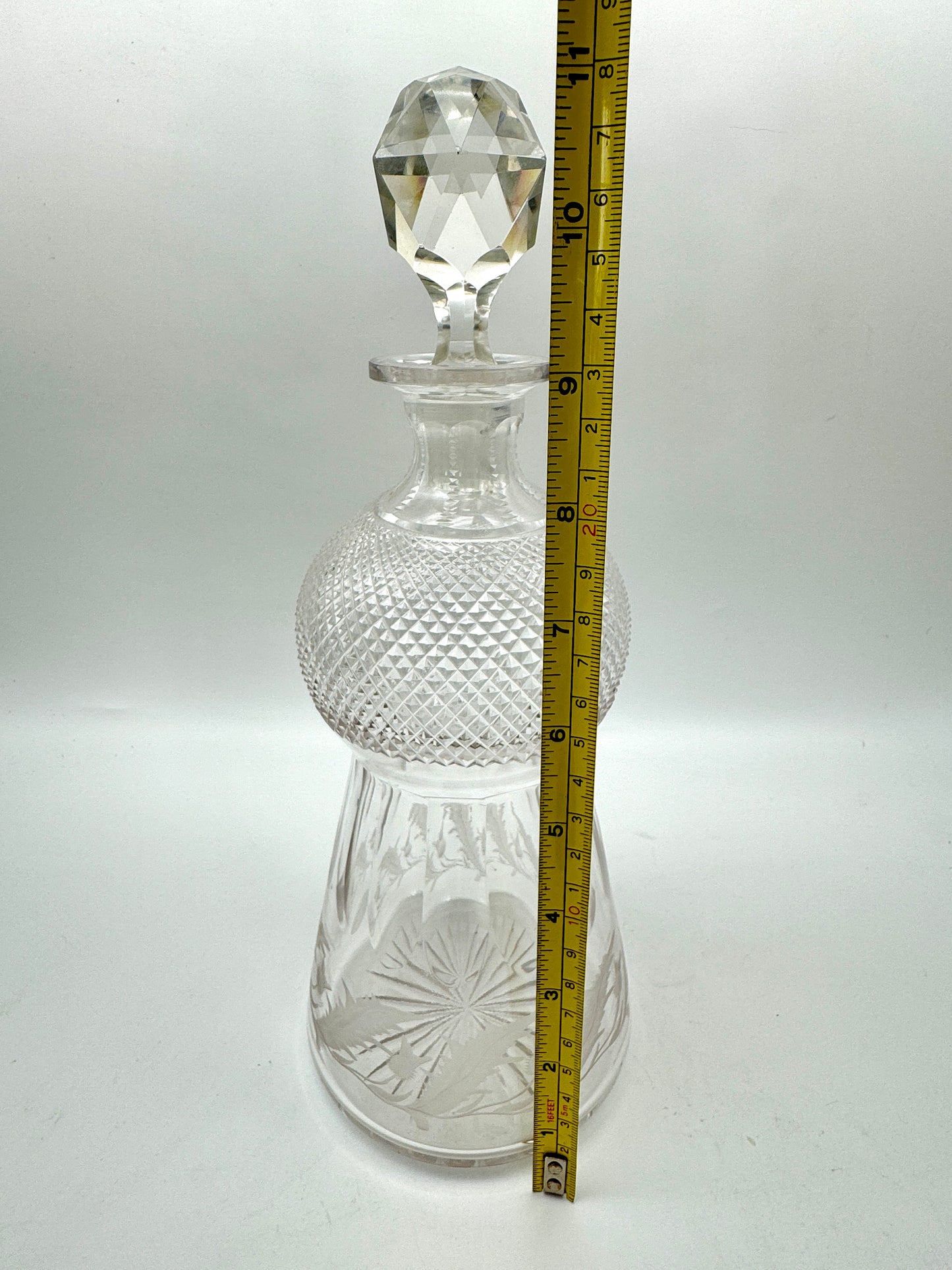 Vintage SCOTTISH THISTLE Decanter With Stopper Chrystal 11.5”h