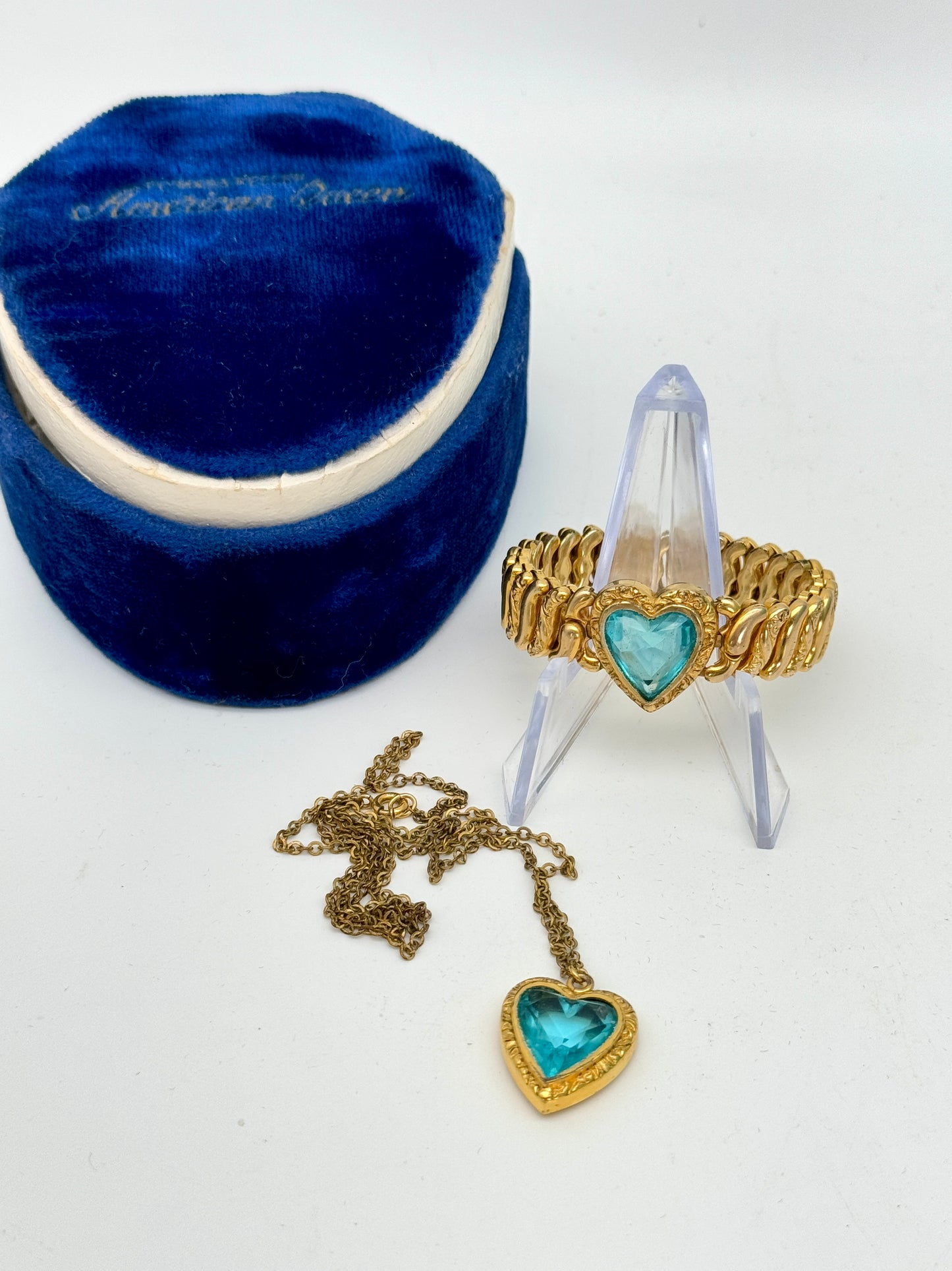 Vintage AMERICAN QUEEN Pitman & Keeler Sweetheart Bracelet Necklace Blue Heart CASE