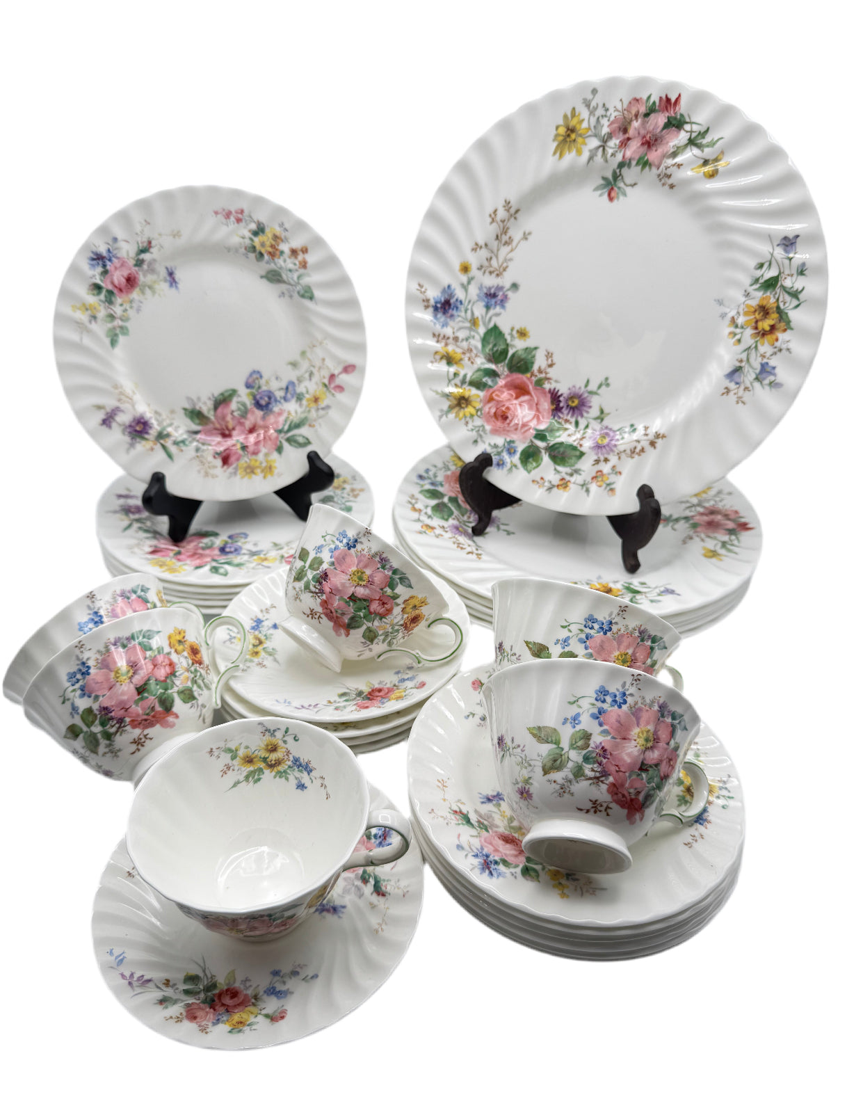 Royal Doulton Bone China “Arcadia” H.4802 – 30-Piece Dinner & Tea Set, Mint Condition, Made in England