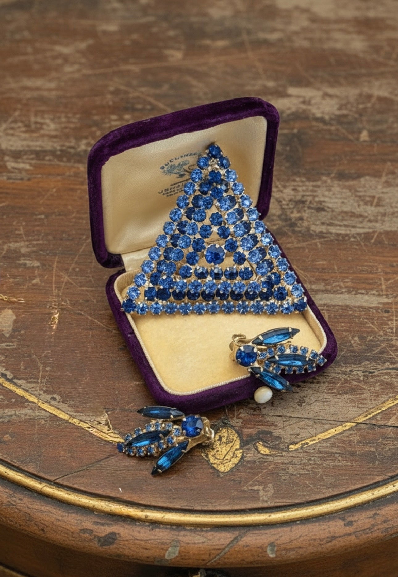 Vintage Jewelry Set Juliana Style Electric Blue Brooch & Earrings