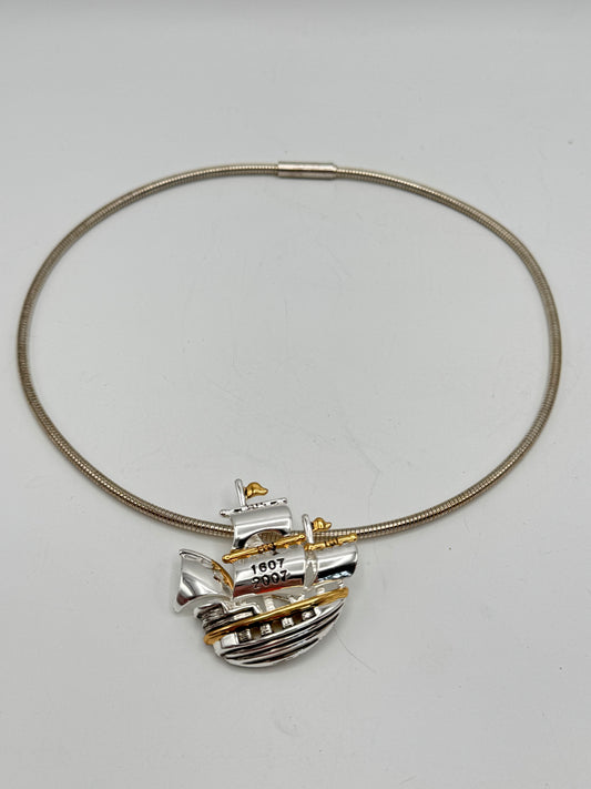 Estate Find Best Jamestown Brooch Pendant  Choker Necklace Silver Tone 18”