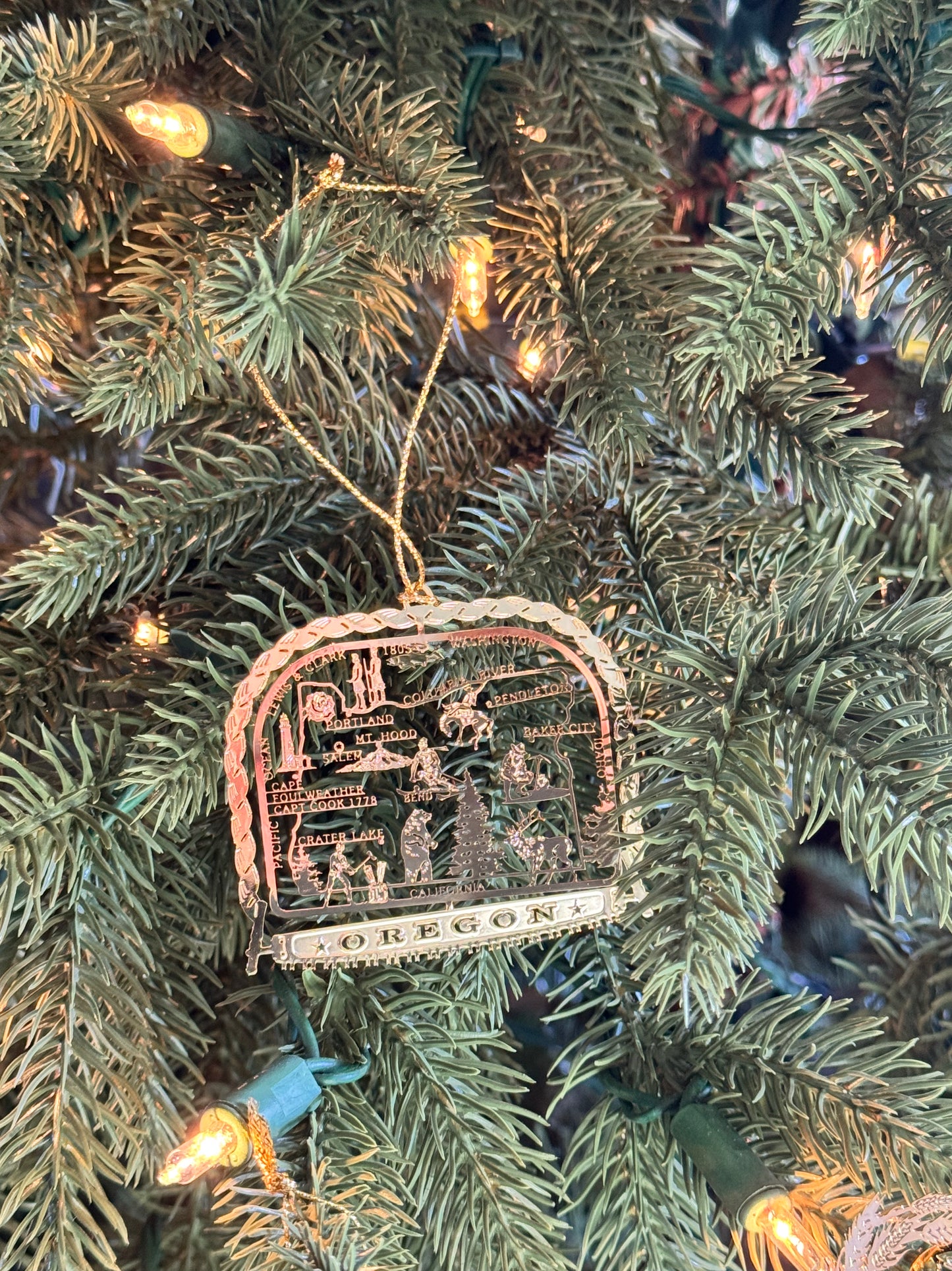 1 X Vintage Ornament “Nation’s Treasures” 24K Gold Plated Brass – Choose Your State‼️