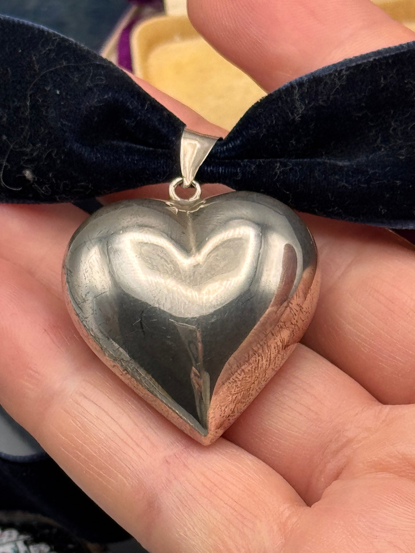 LARGE Vintage Sterling Puffy Heart Pendant Necklace 1 3/8” Velvet Ribbon