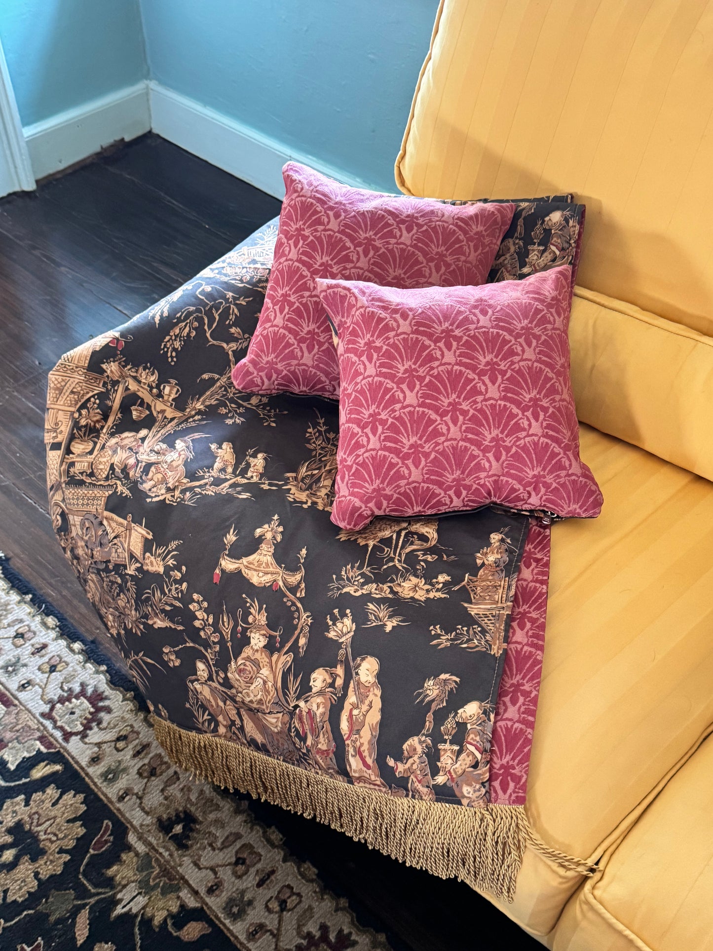 Custom Made Vintage “Schumacher” Pillow & Throw Set – Chinoiserie Scenic Textile Double-Sided Designer Fabric)