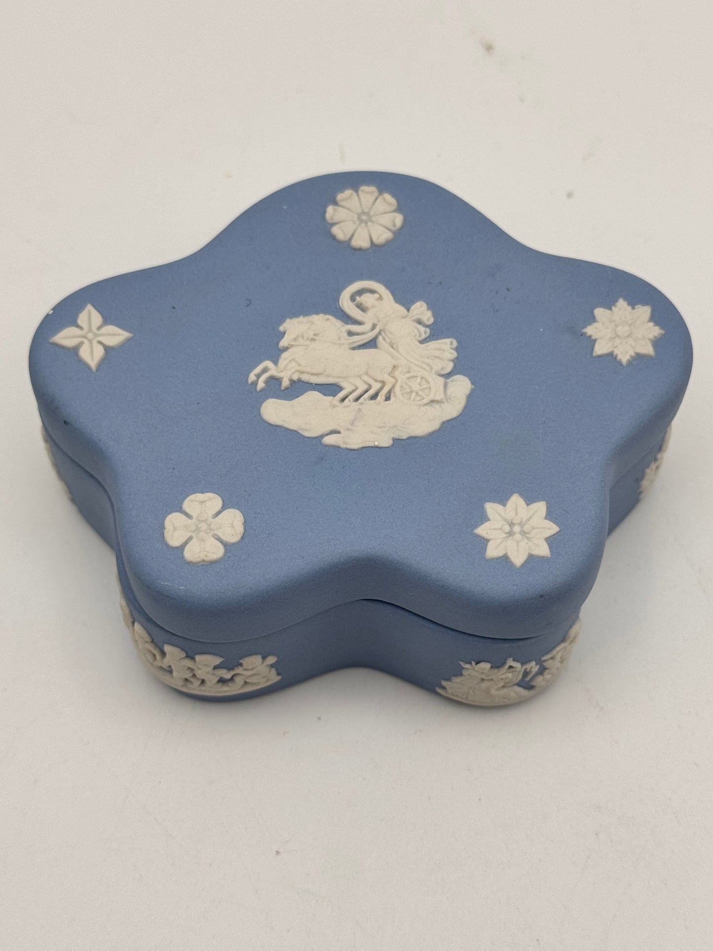 Wedgwood Blue Jasperware Cherub Trinket Box Quatrefoil England