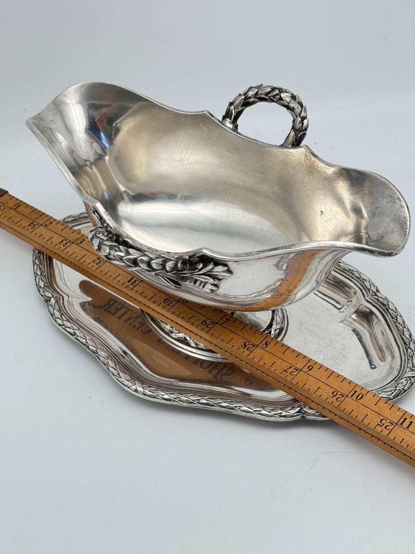 Antique 800 Solid Silver Posen Gravy Boat Laurel Wreath Handles circa 1890-1900 620g