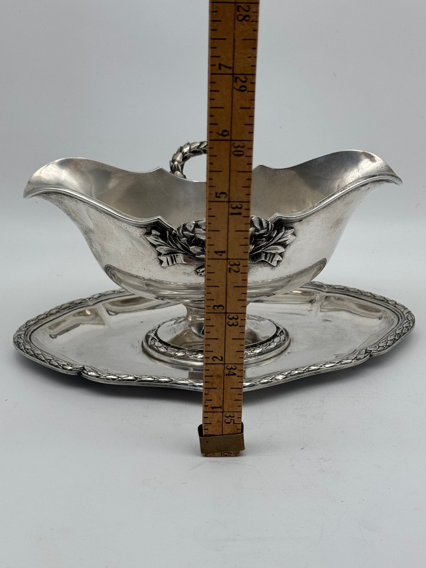 Antique 800 Solid Silver Posen Gravy Boat Laurel Wreath Handles circa 1890-1900 620g