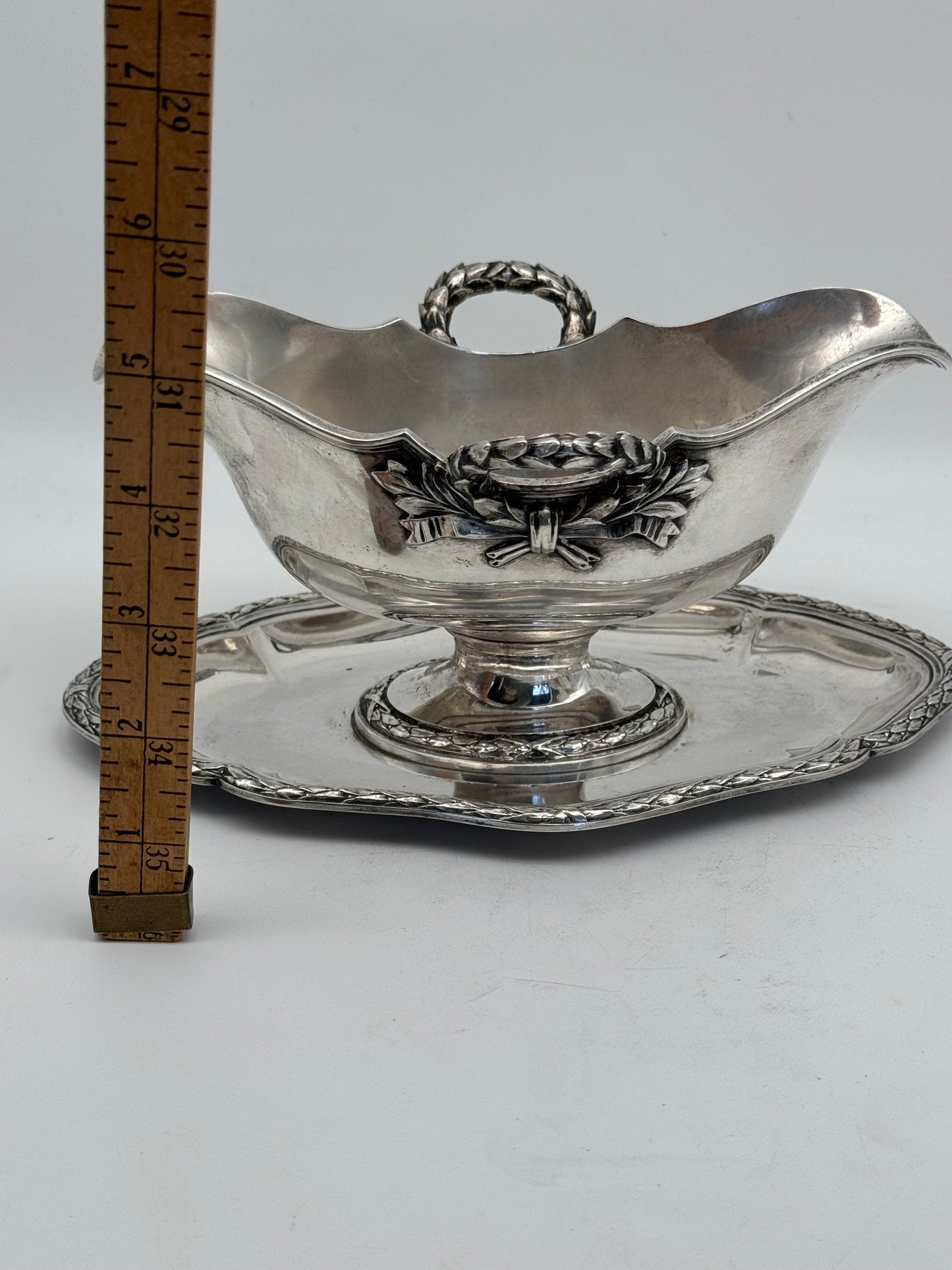 Antique 800 Solid Silver Posen Gravy Boat Laurel Wreath Handles circa 1890-1900 620g