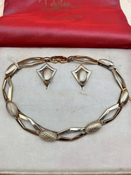 Vintage Tara Necklace & Clip-On Earrings Set in Original Case w/ Guarantee