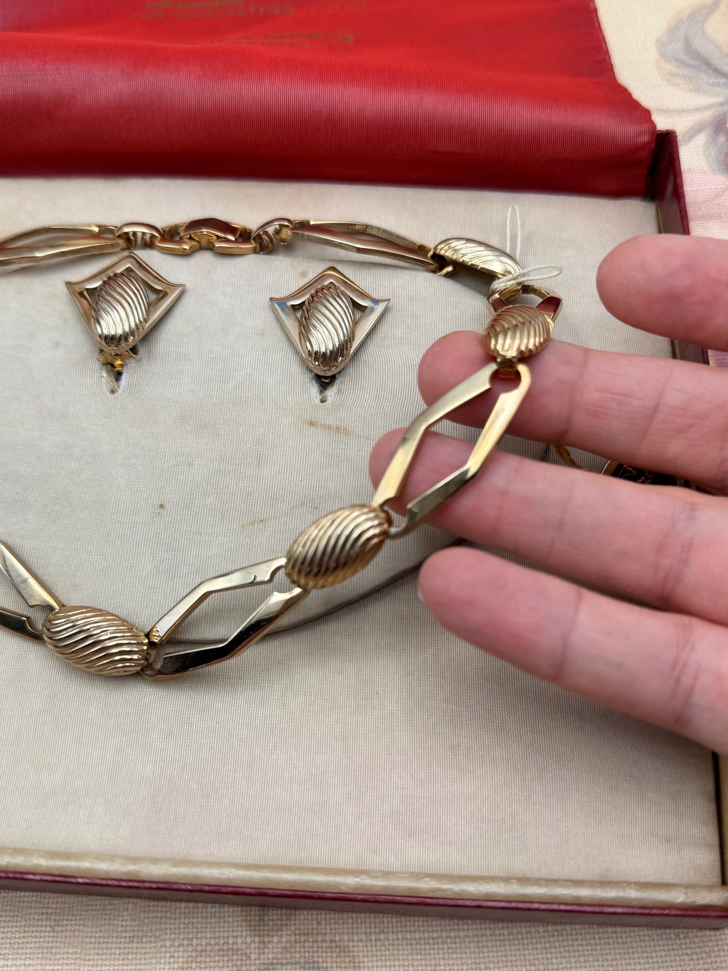 Vintage Tara Necklace & Clip-On Earrings Set in Original Case w/ Guarantee