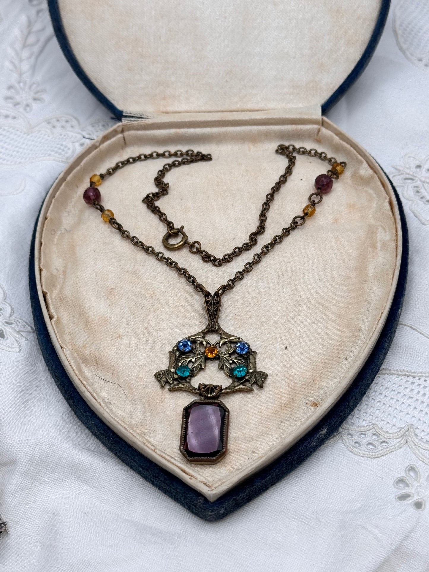 Vintage Arts & Crafts Style Necklace Purple Glass 16”