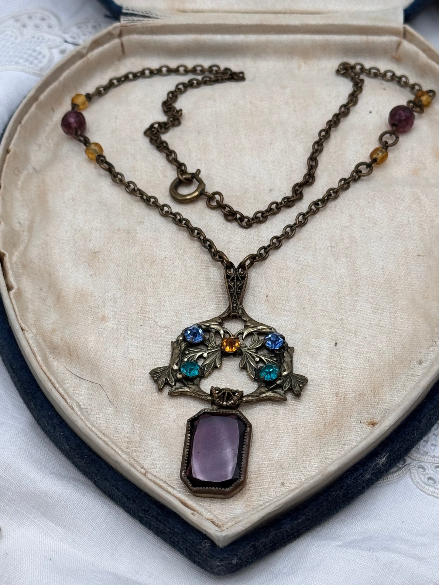 Vintage Arts & Crafts Style Necklace Purple Glass 16”