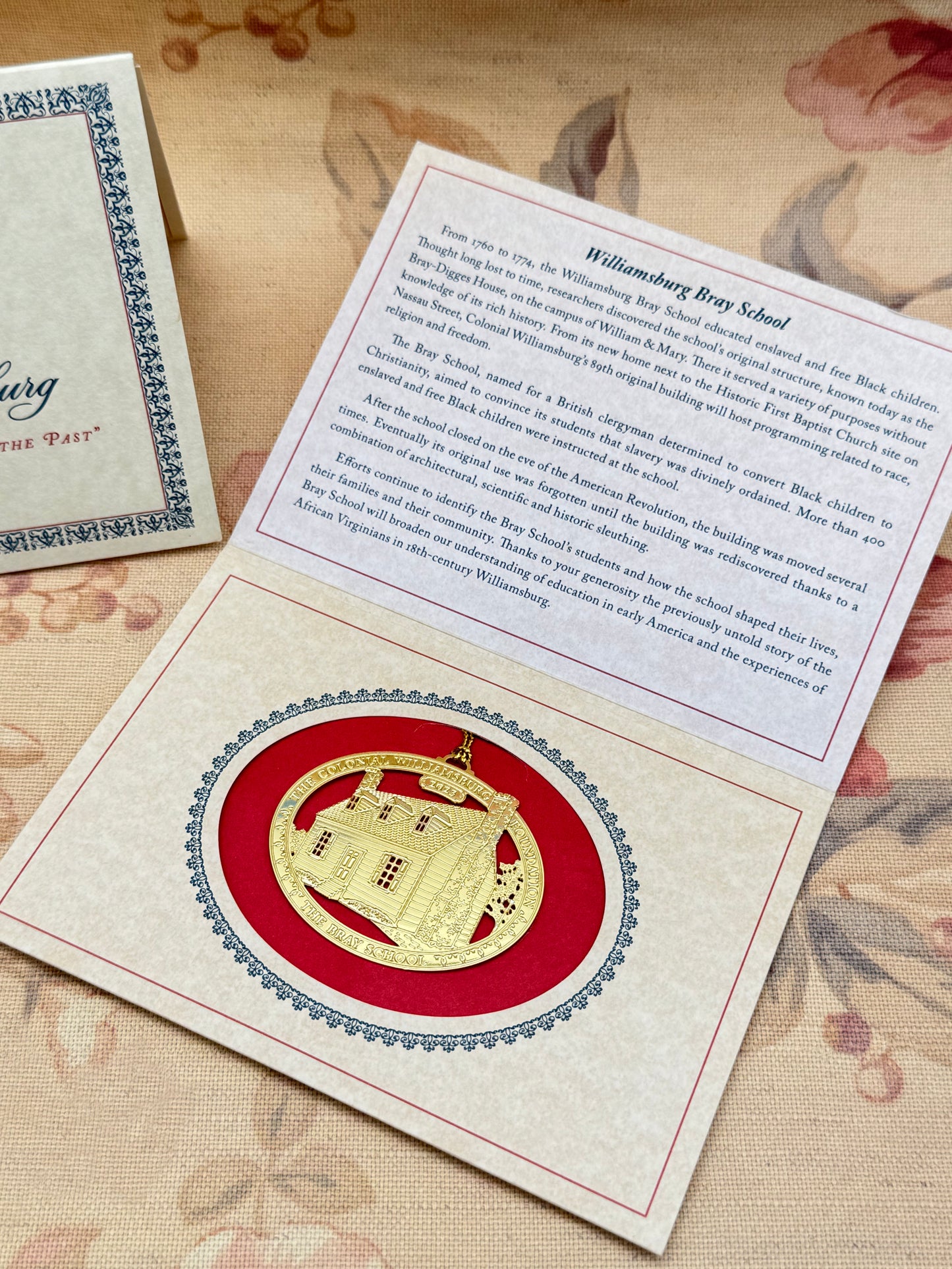 Colonial Williamsburg Annual Christmas Ornaments – Bray School & Draft Horse (Set of 2)