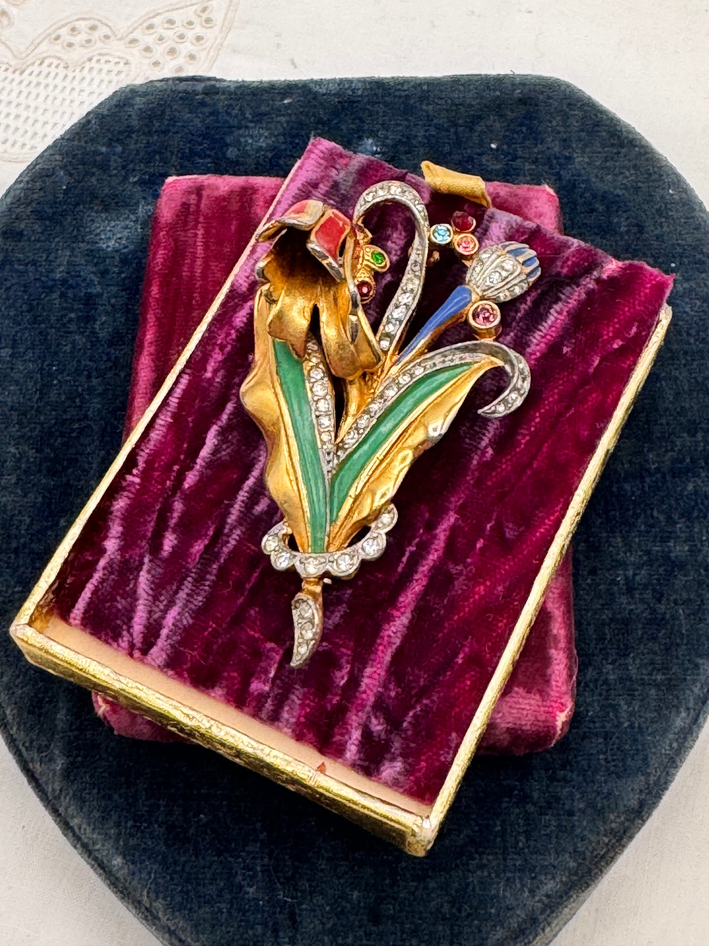 Vintage Art Deco Style Floral Brooch Gold Tone Enamel Rhinestone 2.7”
