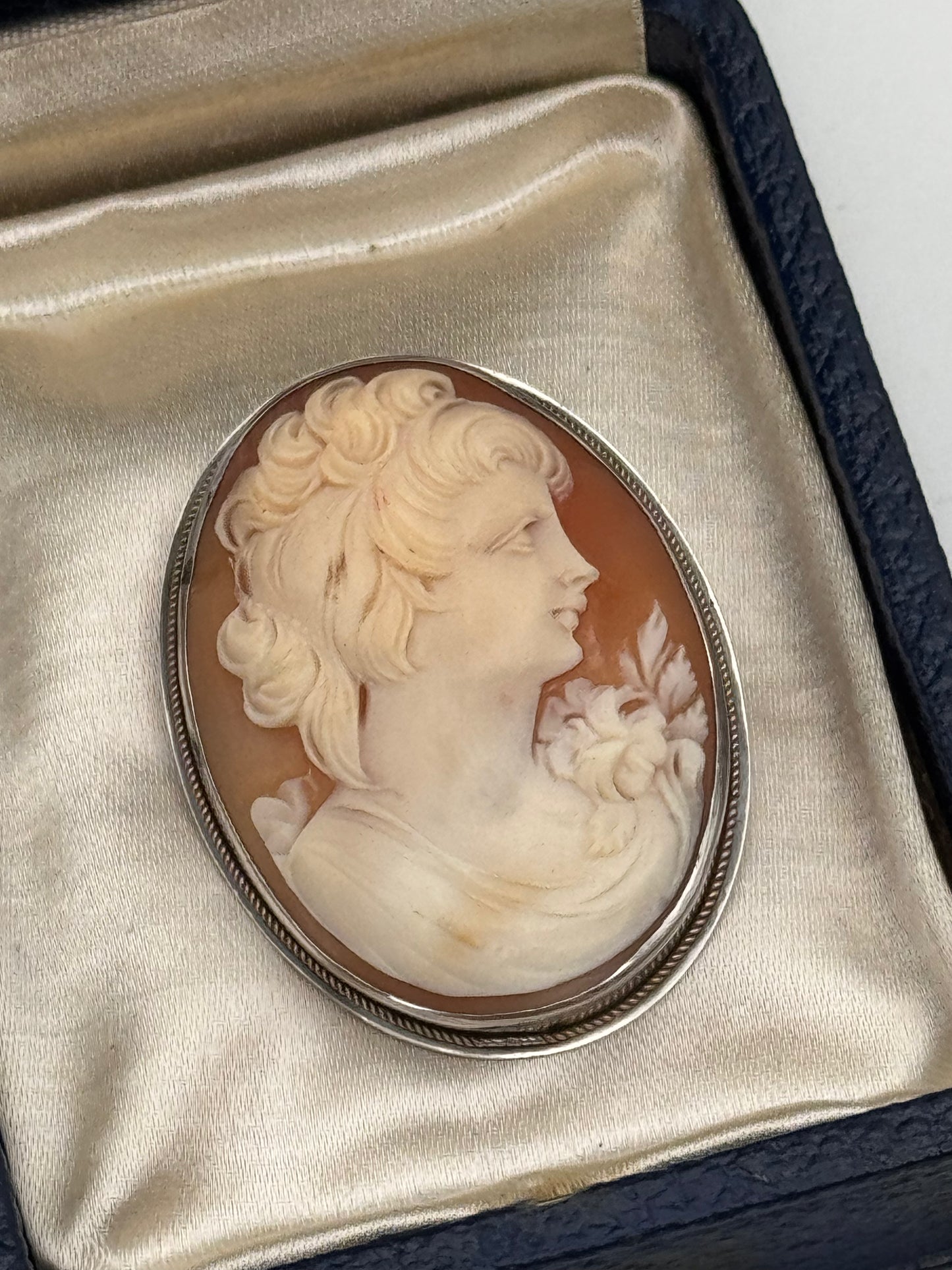 Vintage Sterling Silver She’ll Carved Cameo Brooch Pendant