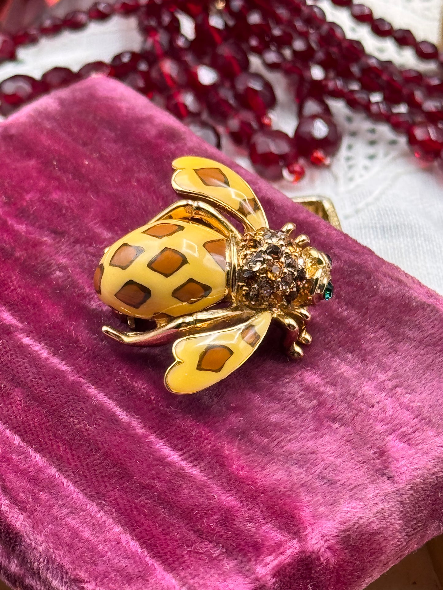 Joan Rivers Bee Brooch Goldtone Yellow Enamel Rhinestone Body Green Eyes 1.5”