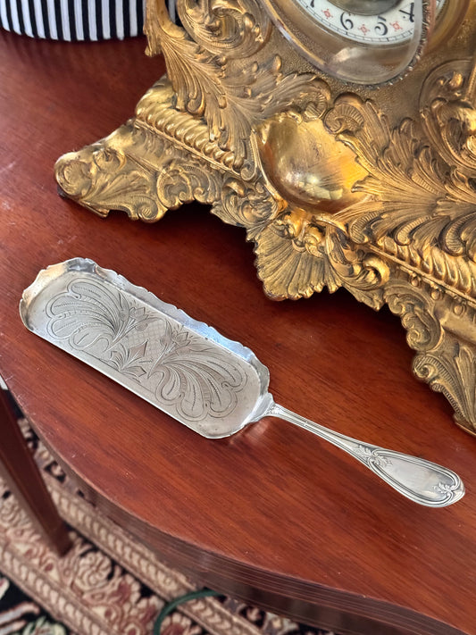 Antique Silverplate Silent Butler Crumb Catcher – I. M. Badcern New York – 12”