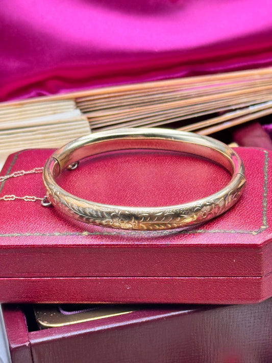 Vintage 12K Gold Filled Bangle Bracelet 7 Inch Floral Engraved Safety Chain