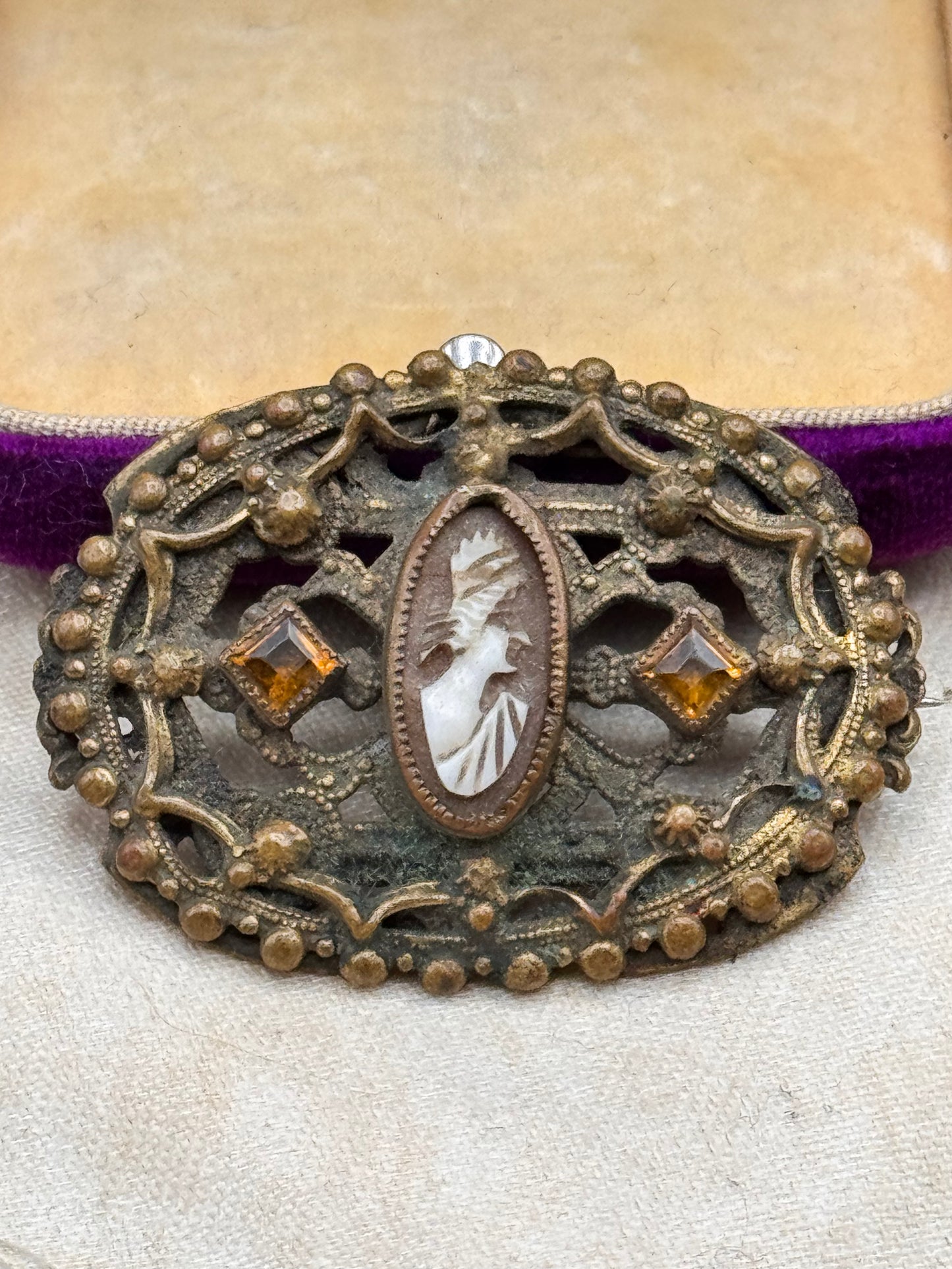 Vintage Cameo Brooch Filigree Brown Rhinestone Victorian Style Goldtone 1.6”
