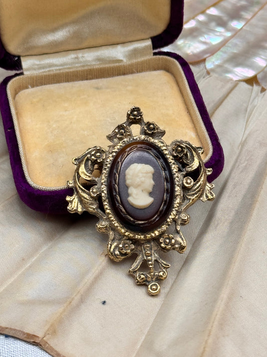 Brooch Cameo Goldtone Victorian Revival Resin Portrait Ornate Frame 1.75in
