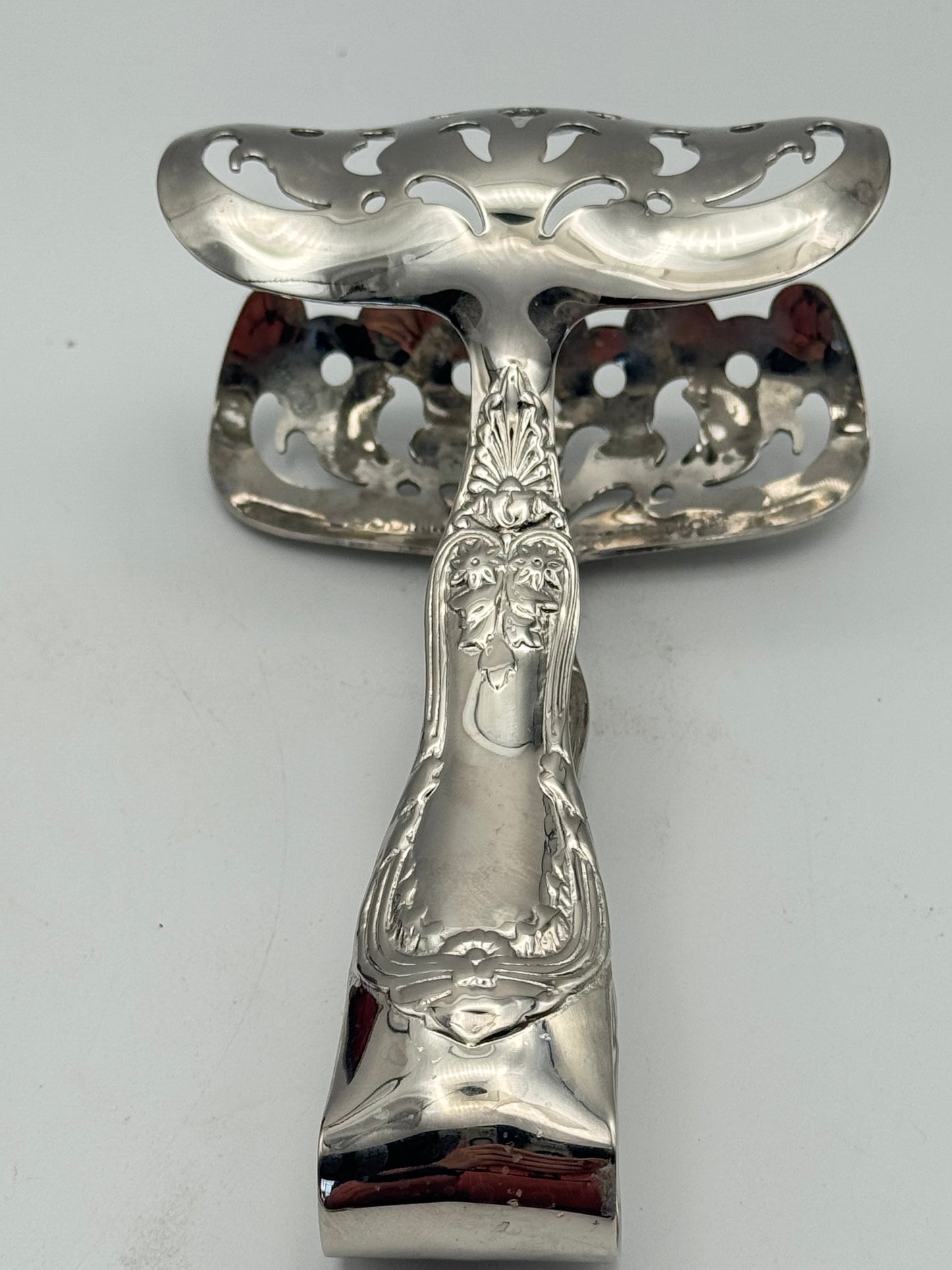 VINTAGE Godinger Silver Plate Asparagus / Pastry Tongs – Tiffany-Style Pierced Design, 6”