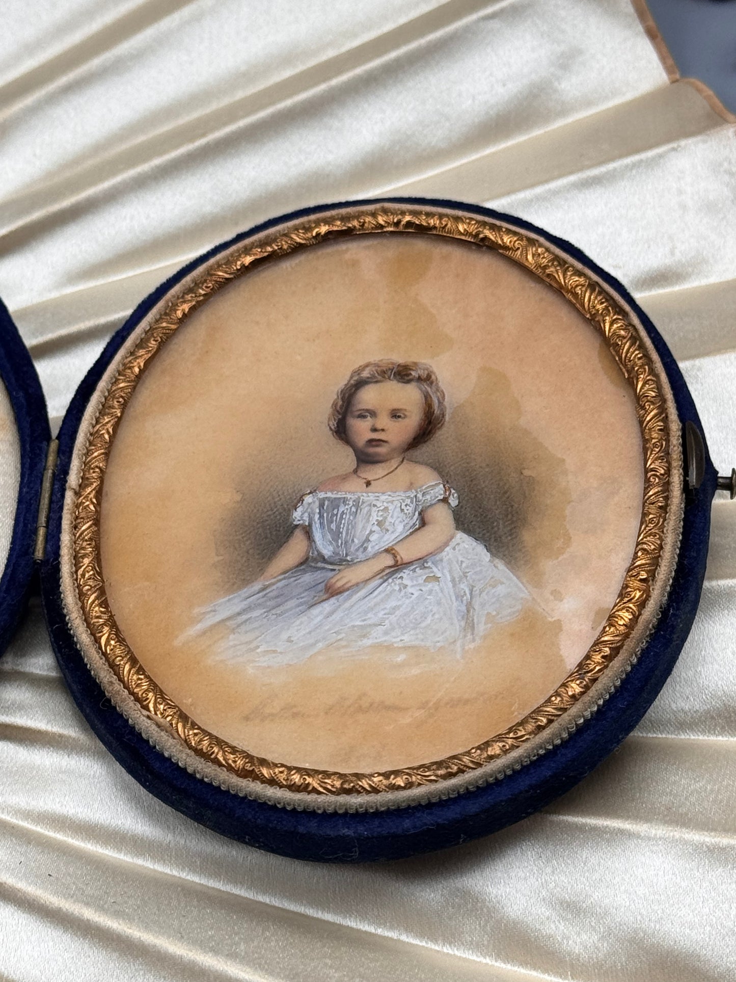 Mid-Victorian Child Portrait Miniature Circa 1854 “Portrait Elizabeth Aged …” in Original Velvet Case