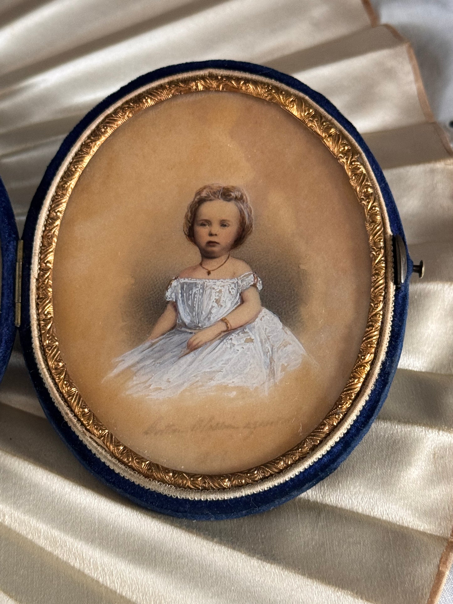 Mid-Victorian Child Portrait Miniature Circa 1854 “Portrait Elizabeth Aged …” in Original Velvet Case