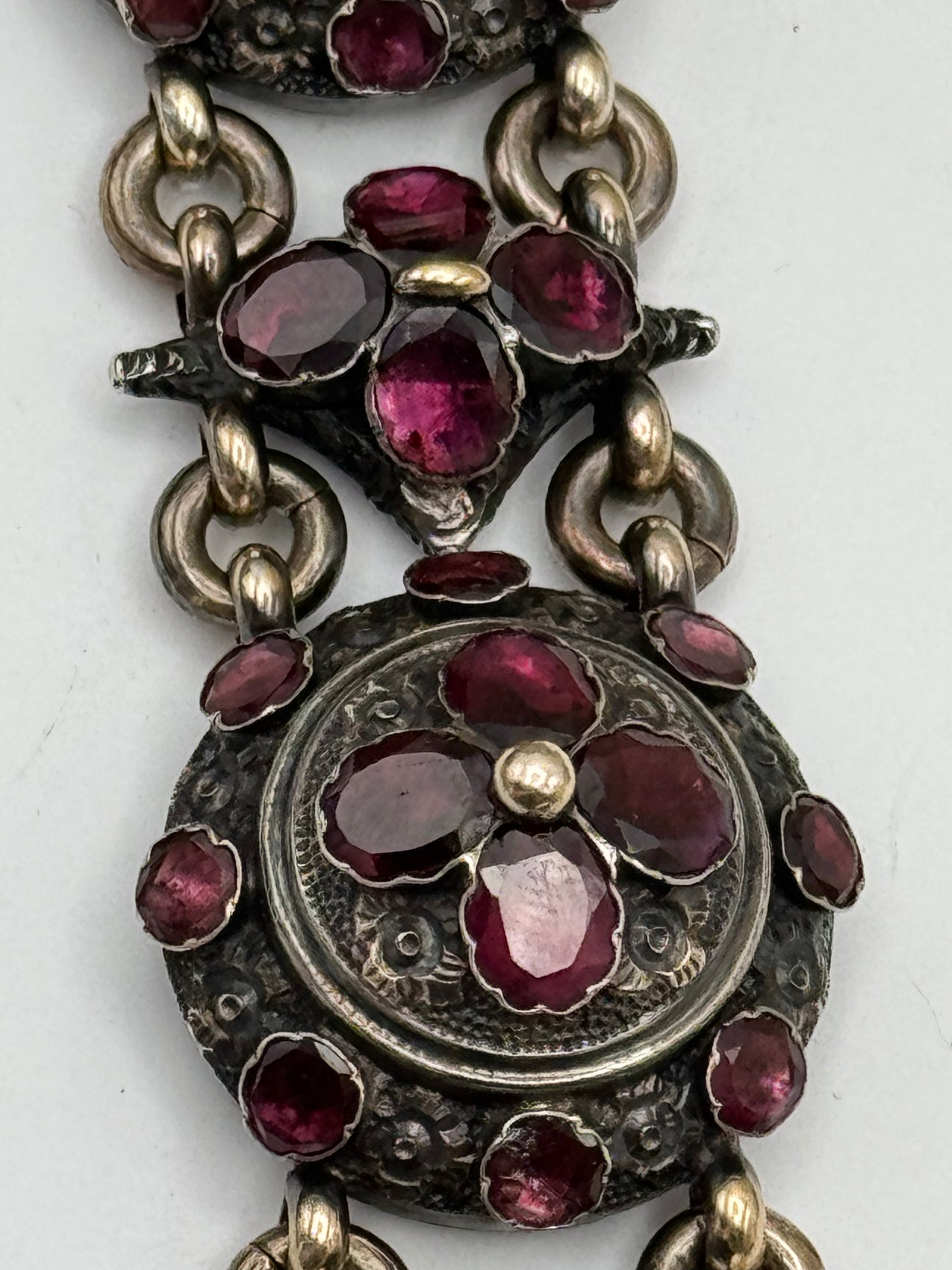 ANTIQUE GEORGIAN Repoussé Bracelet in Silver with Table Cut Garnets