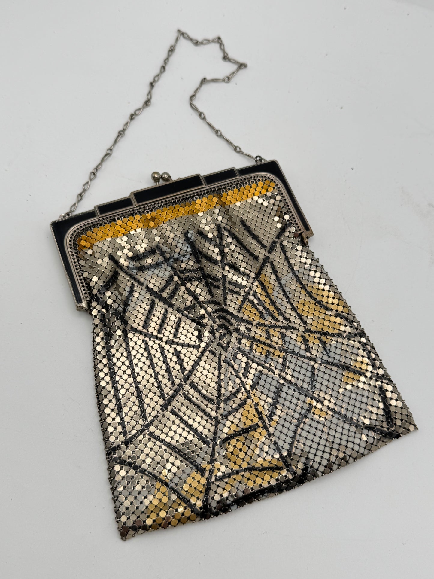 ICONIC Vintage 1920s Whiting & Davis Art Deco Spiderweb Mesh Flapper Evening Purse