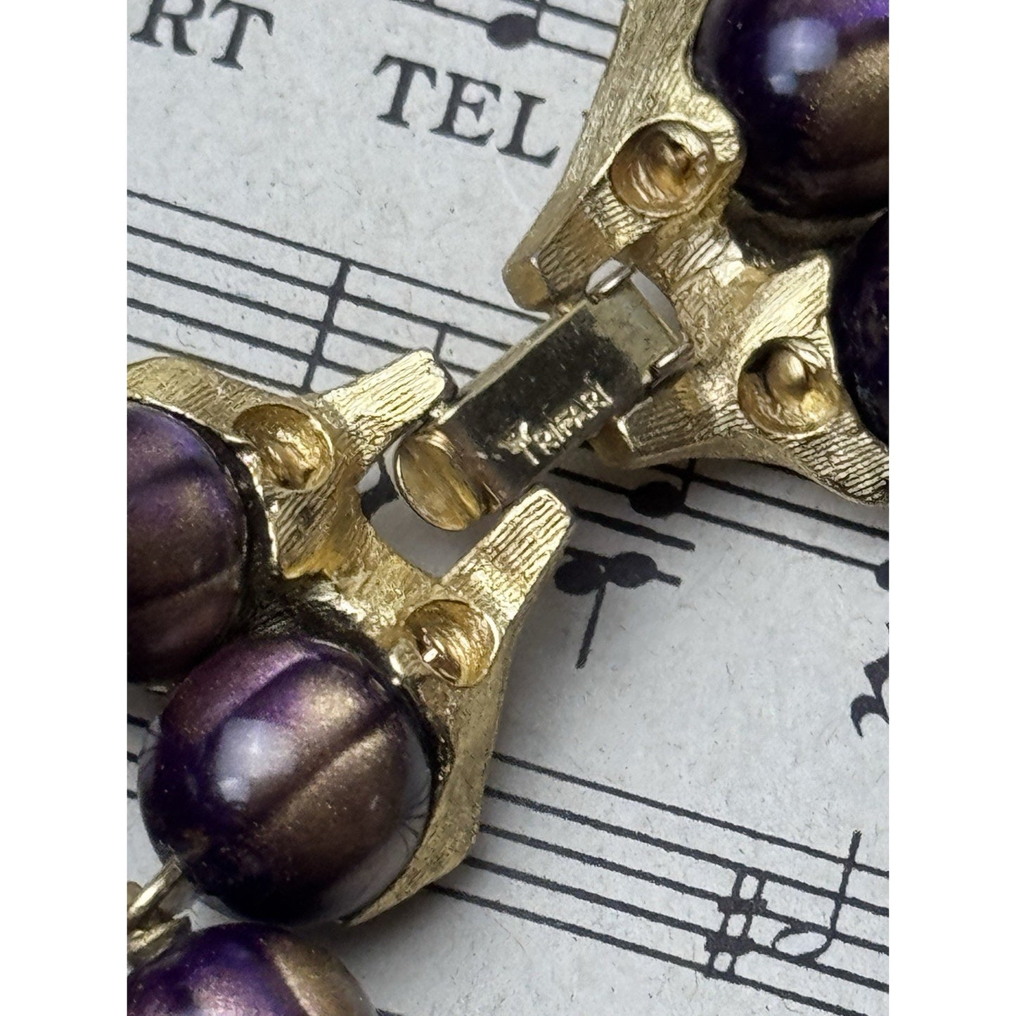 Vintage Crown Trifari Aubergine Beaded Necklace Bracelet Set Goldtone 27”