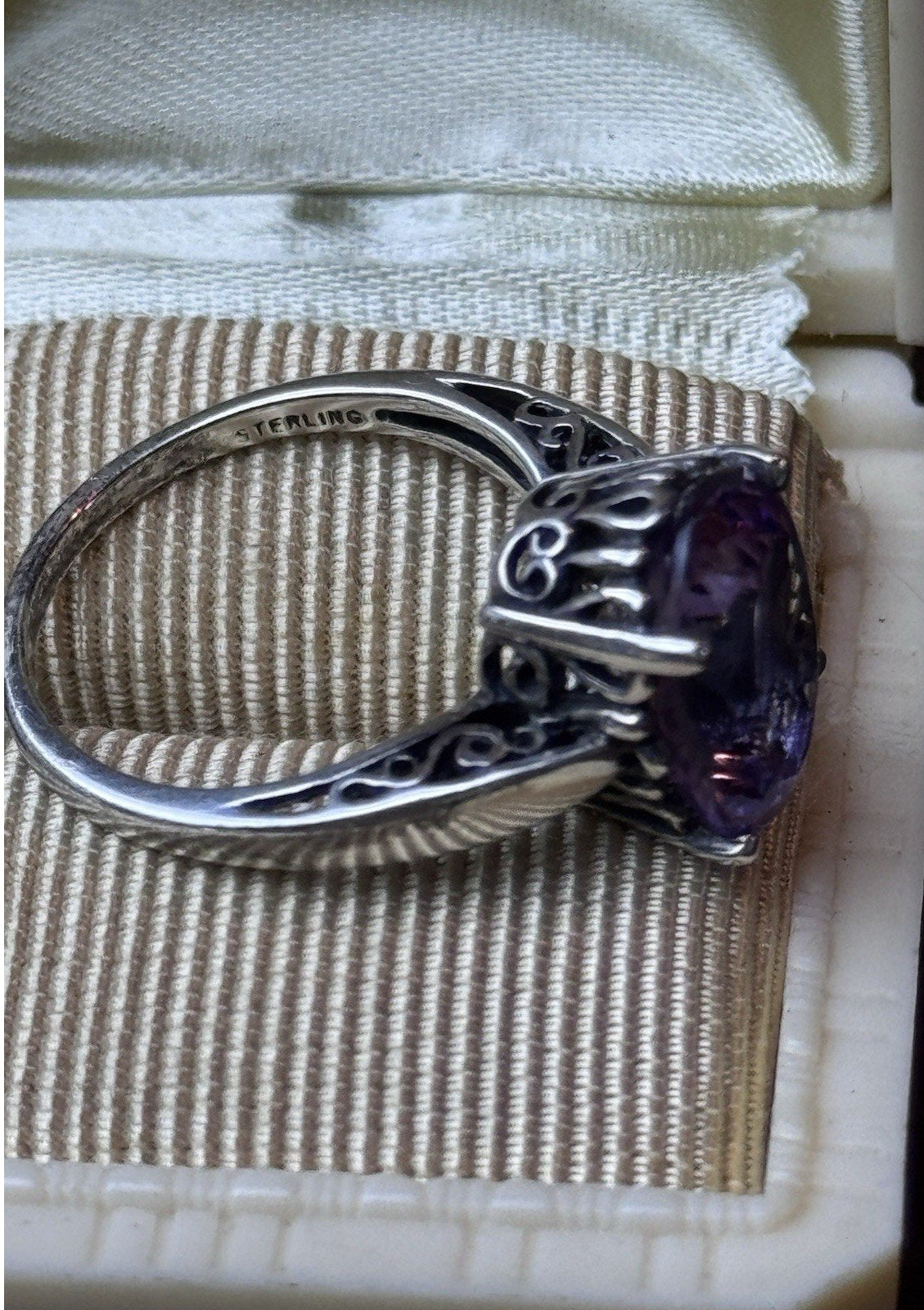Sterling Silver Ring Purple Amethyst Size 7.5 Signed KABANA Estate Jewelry