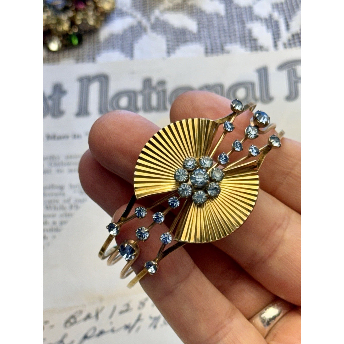 Krementz Cuff Bracelet Blue Rhinestone Goldtone Fan Mid Century Vintage 6.5”