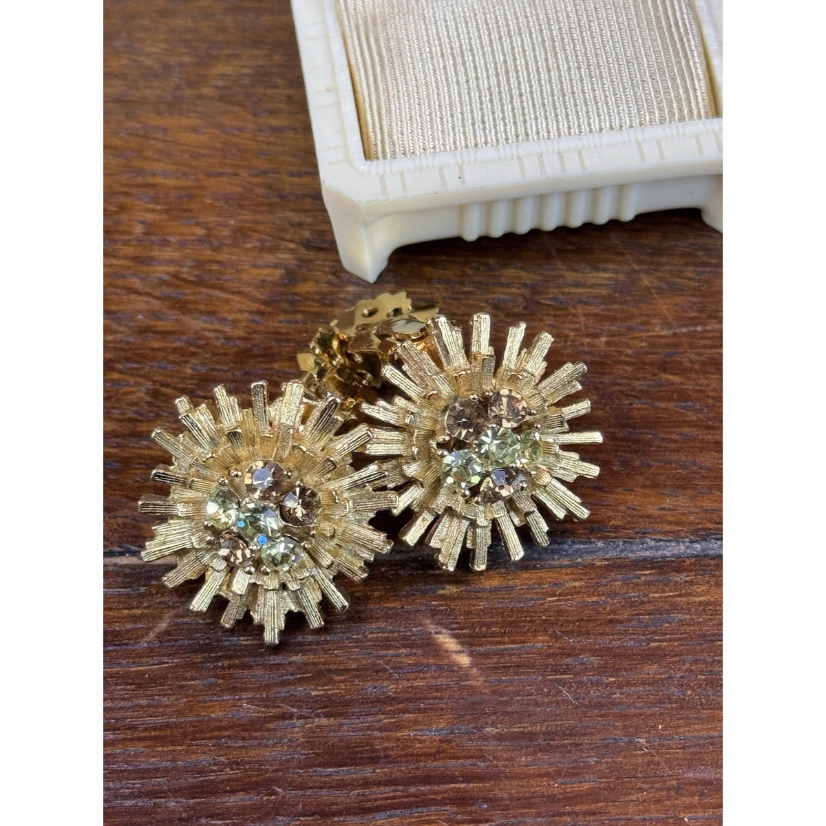Vintage Clip Earrings Rhinestone Starburst Goldtone Green Brown .75”