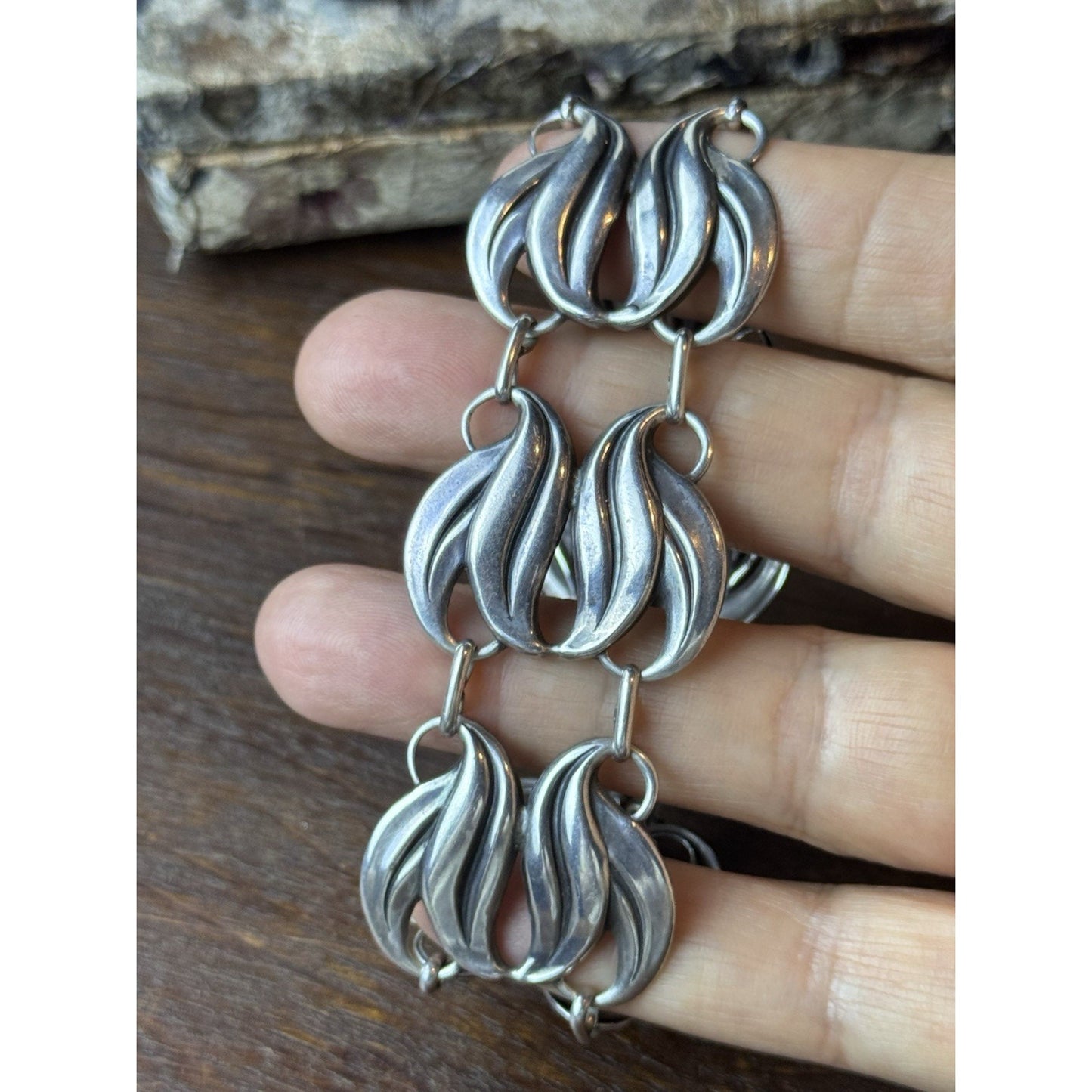Jewelart Sterling Bracelet Silver Leaf Link 7.5” Wide Signed 925 VINTAGE