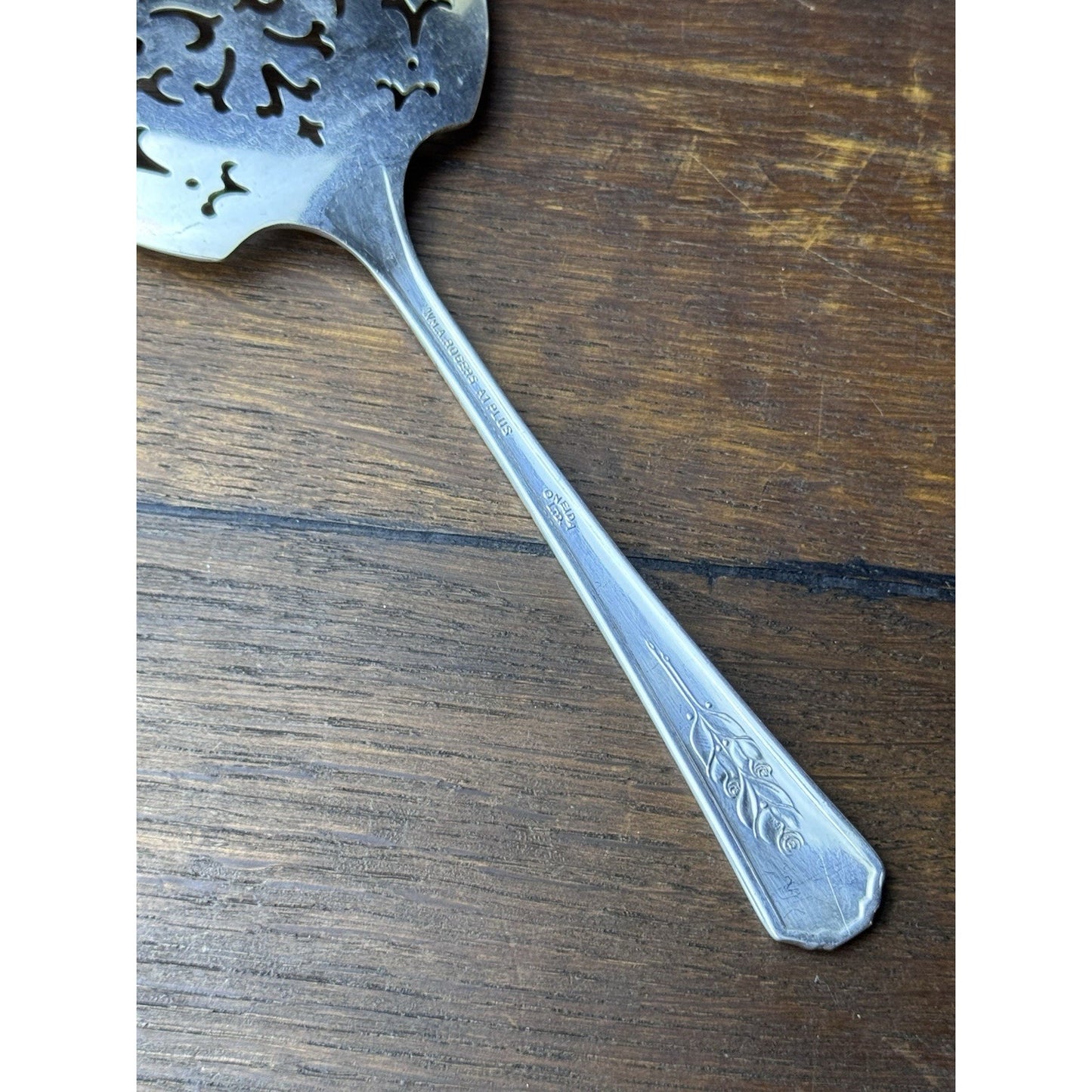 Vintage Silverplate Tomato Server Pierced Serving Spoon 7.5” Floral Art Deco
